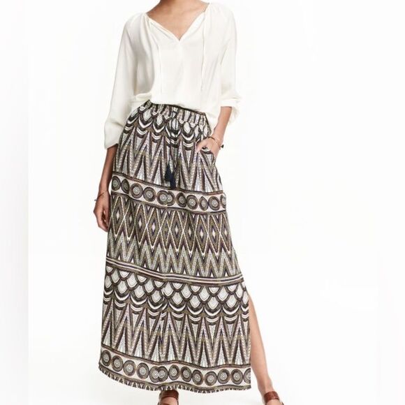 H&M Women's Maxi Geometric Viscose Elastic Waist Boho Crinkled Skirt Sz 12 - Picture 9 of 13